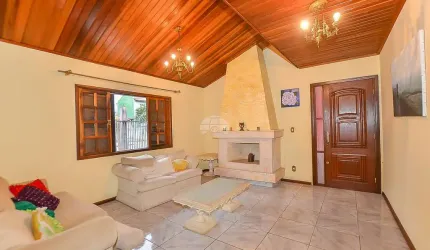 Casa com 3 quartos à venda na Rua Padre José Lopacinski, 148, Cidade Industrial, Curitiba, 200 m2 por R$ 700.000