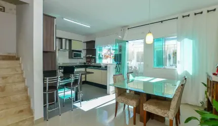 Casa em condomínio fechado com 3 quartos à venda na Rua Manoel Alher, 50, Jardim Amélia, Pinhais, 141 m2 por R$ 690.000