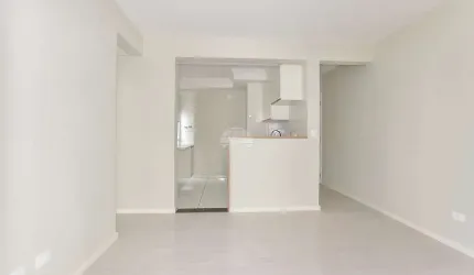 Apartamento com 2 quartos à venda na Rua Padre Paulo Canelles, 349, Santa Cândida, Curitiba, 49 m2 por R$ 255.000