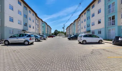 Apartamento com 2 quartos à venda na Travessa Green Village, 40, Capela Velha, Araucária, 50 m2 por R$ 203.000