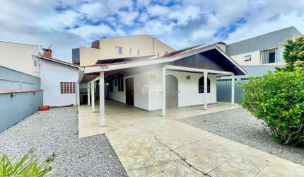 Casa com 4 quartos à venda na Avenida Paranaguá, 9904, Albatroz, Matinhos, 101 m2 por R$ 620.000