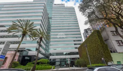 Kitnet / Stúdio à venda na Rua Comendador Araújo, 499, Centro, Curitiba, 28 m2 por R$ 485.000