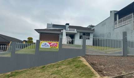 Casa com 3 quartos à venda na Rua Vicente Eliseu Ampessam, 102, Amadori, Pato Branco, 136 m2 por R$ 849.000