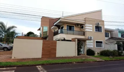 Casa com 3 quartos à venda na Rua Cândido de Abreu, 54, Jardim Primavera, Pato Branco, 210 m2 por R$ 1.250.000