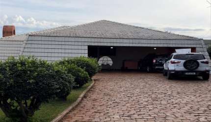 Casa com 4 quartos à venda na Rua Tocantins, 3399, Brasília, Pato Branco, 383 m2 por R$ 1.980.000