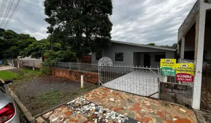 Casa com 3 quartos à venda na Rua das Arapongas, 312, Planalto, Pato Branco, 99 m2 por R$ 249.000