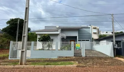 Casa com 2 quartos à venda na Rua Domingos Mattos, 264, Cristo Rei, Pato Branco, 99 m2 por R$ 600.000