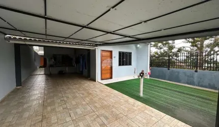 Casa com 3 quartos à venda na Rua Aurelia Conte Chioquetta, 80, Fraron, Pato Branco, 124 m2 por R$ 479.000