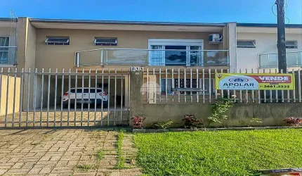 Casa com 3 quartos à venda na Rua Quinze de Novembro, 211, Centro, Pinhais, 134 m2 por R$ 750.000