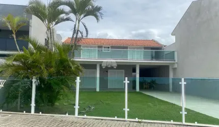 Casa com 3 quartos à venda na Avenida São Paulo, 14, Coroados, Guaratuba, 270 m2 por R$ 1.350.000