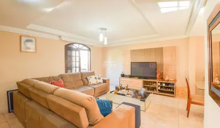 Casa em condomínio fechado com 4 quartos à venda na Rua Alexandre Nadolny, 99, Santa Cândida, Curitiba, 124 m2 por R$ 770.000