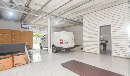 Ponto comercial à venda na Avenida Anita Garibaldi, 2058, Ahú, Curitiba, 251 m2 por R$ 1.300.000