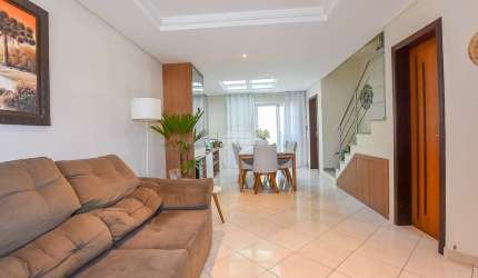 Casa com 3 quartos à venda na Rua Generis Calvo, 161, Tarumã, Curitiba, 218 m2 por R$ 1.000.000