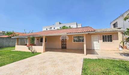 Casa com 3 quartos à venda na Rua Dolovico Pissaia, 1265, Afonso Pena, São José dos Pinhais, 138 m2 por R$ 585.000