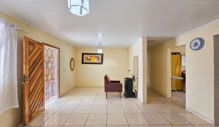 Casa com 3 quartos à venda na Rua Dolovico Pissaia, 1265, Afonso Pena, São José dos Pinhais, 138 m2 por R$ 585.000