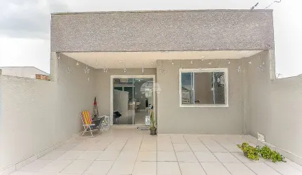 Casa em condomínio fechado com 2 quartos à venda na Avenida Polônia, 1303, Nações, Fazenda Rio Grande, 52 m2 por R$ 300.000