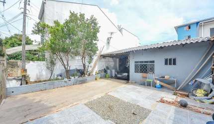 Casa com 3 quartos à venda na Rua João Fleury da Rocha, 170, Sítio Cercado, Curitiba, 80 m2 por R$ 250.000