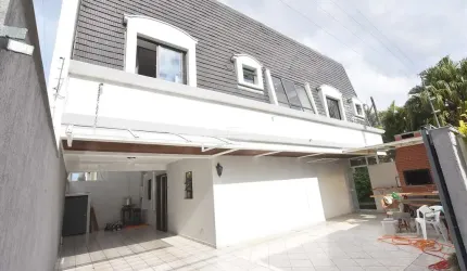 Casa com 4 quartos à venda na Rua Padre Júlio Saavedra, 589, Uberaba, Curitiba, 149 m2 por R$ 870.000