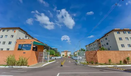 Apartamento com 3 quartos à venda na Rua Anneliese Gellert Krigsner, 3202, Iná, São José dos Pinhais, 52 m2 por R$ 230.000