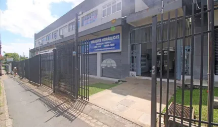 Sala comercial para alugar na Rua João Bettega, 2052, Fazendinha, Curitiba, 28 m2 por R$ 900