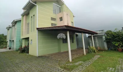 Casa com 3 quartos para alugar na Rua Egas Rosa Sampaio, 43, Abranches, Curitiba, 100 m2 por R$ 2.500