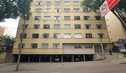 Apartamento com 3 quartos para alugar na Rua Amintas de Barros, 519, Centro, Curitiba, 74 m2 por R$ 1.600