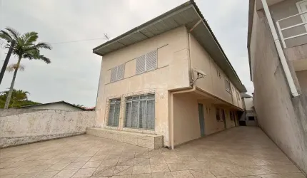 Casa com 3 quartos para alugar na RUA FRANCISCO MESQUITA, 59, Centro, Matinhos, 101 m2 por R$ 1.800