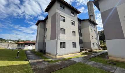 Apartamento com 2 quartos para alugar na Rua Thereza Lopes Skroski, 300, Santa Cândida, Curitiba, 49 m2 por R$ 1.200