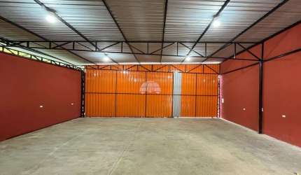 Barracão / Galpão / Depósito para alugar na Rua Arcy Neves, 96, Campo Comprido, Curitiba, 137 m2 por R$ 4.000