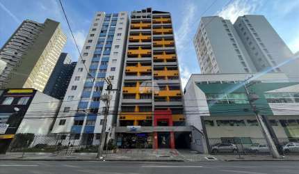 Sala comercial para alugar na Rua Vinte e Quatro de Maio, 412, Centro, Curitiba, 39 m2 por R$ 2.200