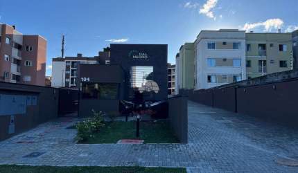 Apartamento com 2 quartos para alugar na Rua Dionízio Dal'Negro, 104, Santo Antônio, São José dos Pinhais, 43 m2 por R$ 1.450