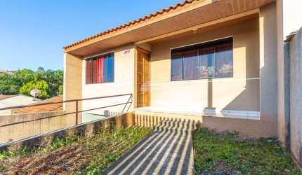 Casa em condomínio fechado com 2 quartos à venda na Rua Alberto Cavalim, 222, Vila Nova, Campo Largo, 69 m2 por R$ 240.000