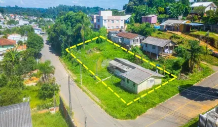 Terreno à venda na Rua Ivaiporã, 374, Vila Pompéia, Campo Largo por R$ 190.000