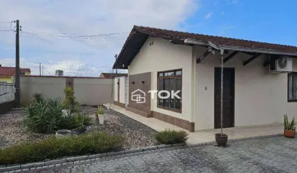 Casa com terreno amplo