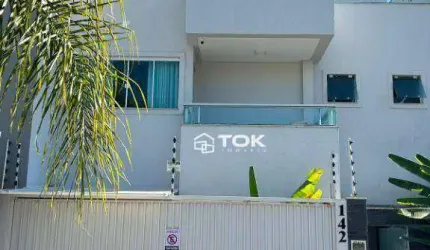 Sobrado com 3 dormitórios à venda, 204 m² por R$ 2.100.000,00 - Praia dos Amores - Balneário Camboriú/SC