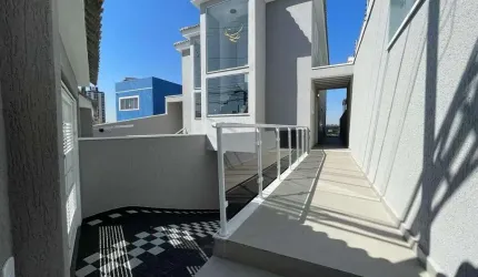 Sobrado com 3 dormitórios à venda, 180 m² por R$ 1.090.000,00 - Vila Osasco - Osasco/SP
