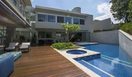 Casa com 4 quartos - Tamboré - Barueri/SP