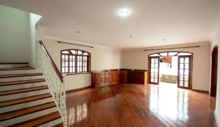 Casa com 3 quartos - Alphaville - Santana de Parnaíba/SP