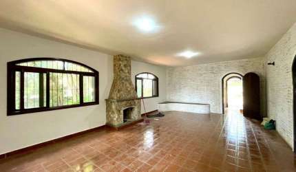 Casa com 3 Quartos - Vila Velha - Santana de Parnaíba/SP