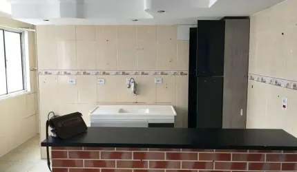 Apartamento com 2 dormitórios à venda, 51 m² por R$ 245.000,00 - Centro - Jandira/SP