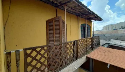 Sobrado com 3 dormitórios para alugar, 90 m² por R$ 2.520,56/mês - Vila São João - Barueri/SP