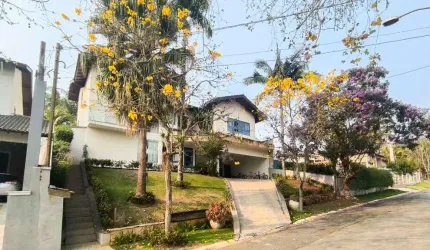 Casa com 3 dormitórios à venda, 454 m² por R$ 2.193.000,00 - Nova Higienópolis - Jandira/SP