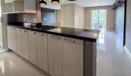Apartamento com 3 dormitórios à venda, 80 m² por R$ 583.000,00 - Jardim Tupanci - Barueri/SP