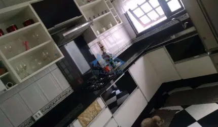 Sobrado com 3 dormitórios à venda, 194 m² por R$ 638.000,00 - Parque Santana - Santana de Parnaíba/SP