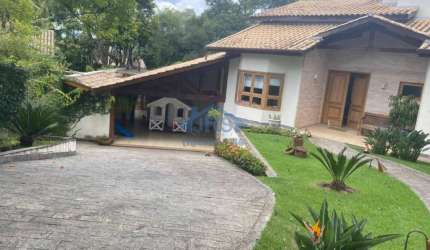 Sobrado com 4 dormitórios à venda, 376 m² por R$ 2.100.000,00 - Altos de São Fernando - Jandira/SP