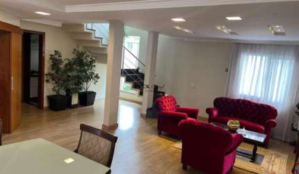 Casa no bairro São Braz com 296m², 4 dormitórios ( sendo 2 suítes ) e 6 vagas - São Braz - Curitiba - PR