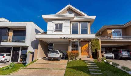 Casa de alto padrão no bairro Xaxim com 232m², 3 dormitórios ( sendo 2 suítes ) e 4 vagas - Xaxim - Curitiba - PR