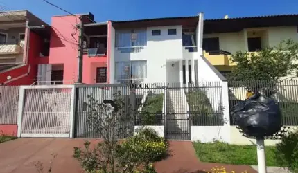 Sobrado no bairro Jardim das Américas com 151m², 3 dormitórios ( sendo 1 suíte ) e 3 vagas - Jardim das Américas - Curitiba - PR