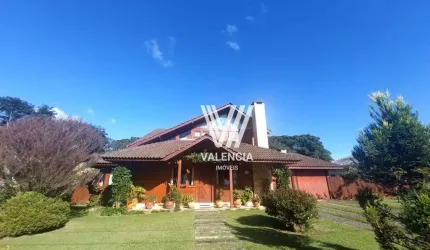 Casa ampla com terreno | 4 dorm | Suíte | 6 vagas | 260 m² priv | Centro - Quatro Barras/PR
