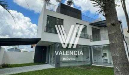 Sobrado de Rua | 3 Dorms | 144m² priv | 2 Vagas | Bairro Alto - Curitiba/PR